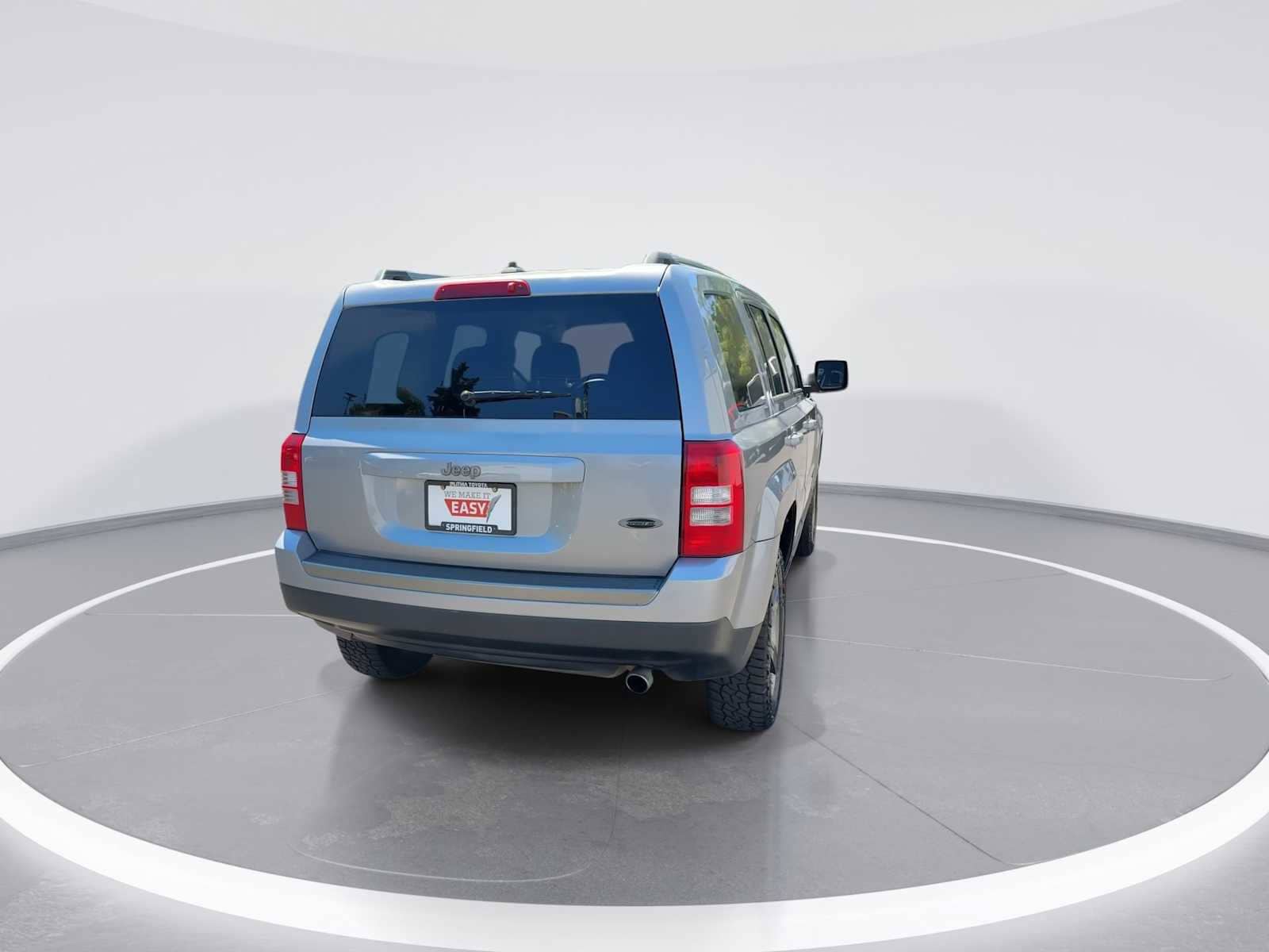 Thumbnail: 2016 Jeep Patriot - 7