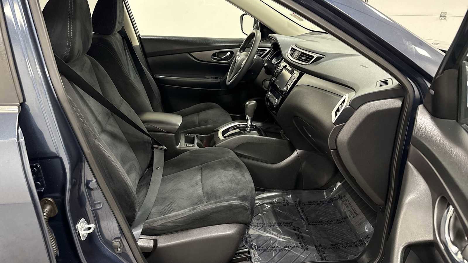 Thumbnail: 2016 Nissan Rogue - 29