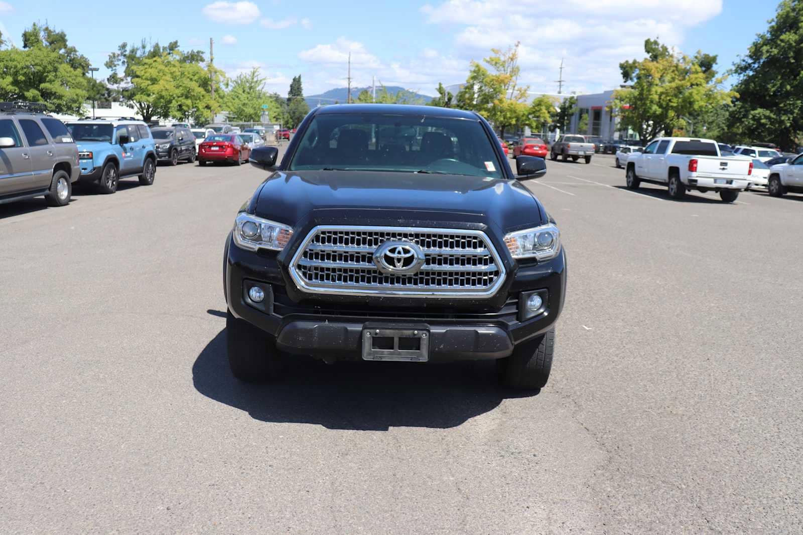 Thumbnail: 2016 Toyota Tacoma - 2