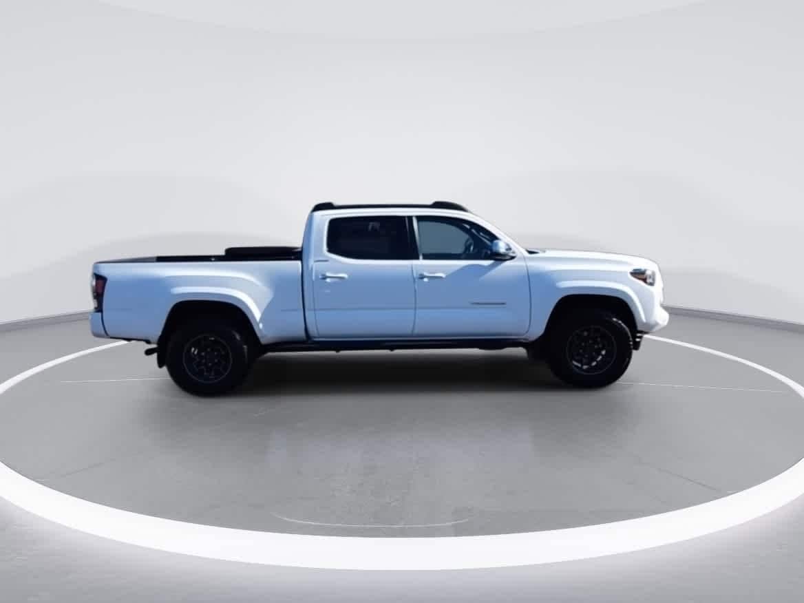 Thumbnail: 2021 Toyota Tacoma - 9