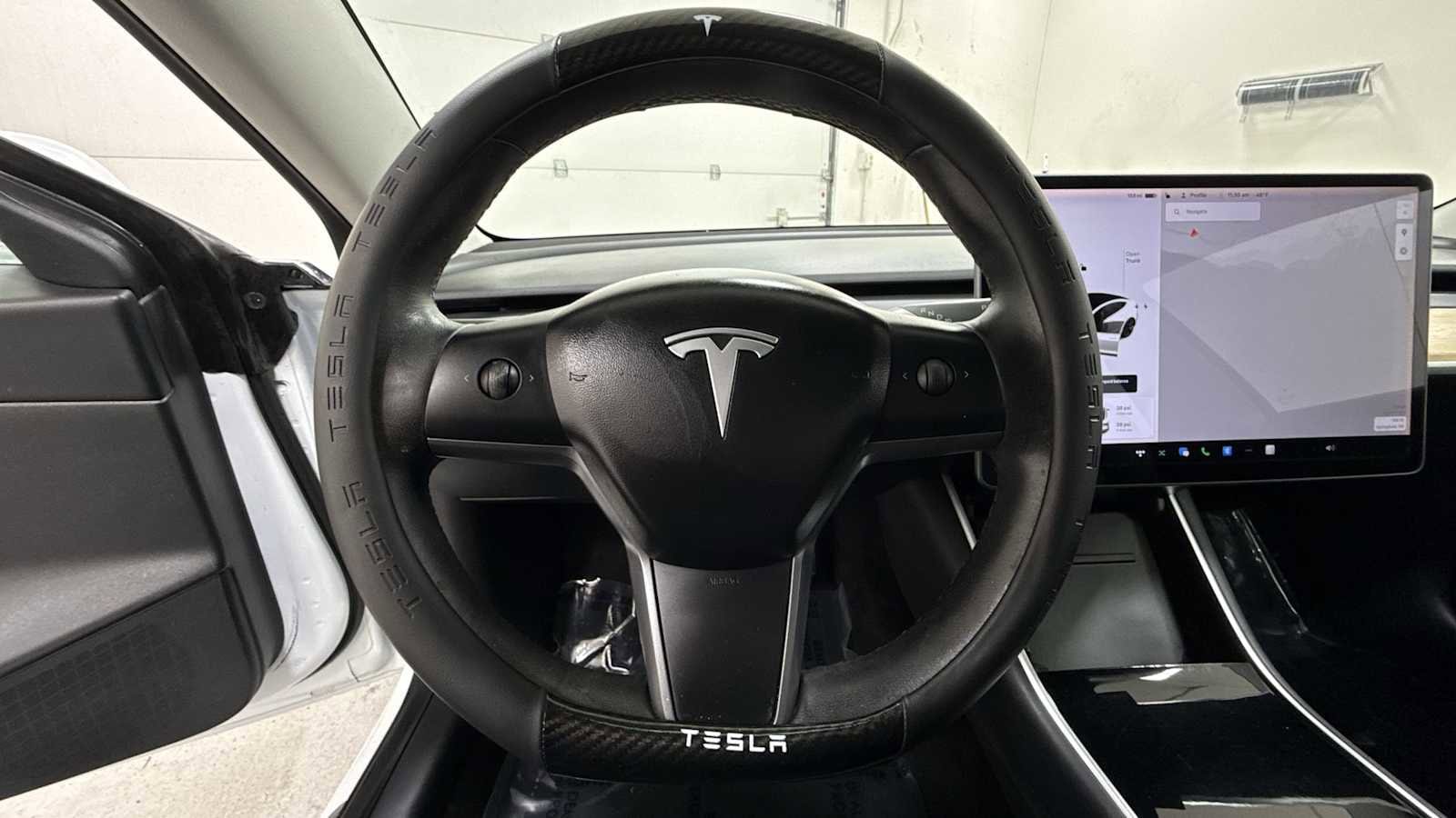 Thumbnail: 2020 Tesla Model 3 - 16