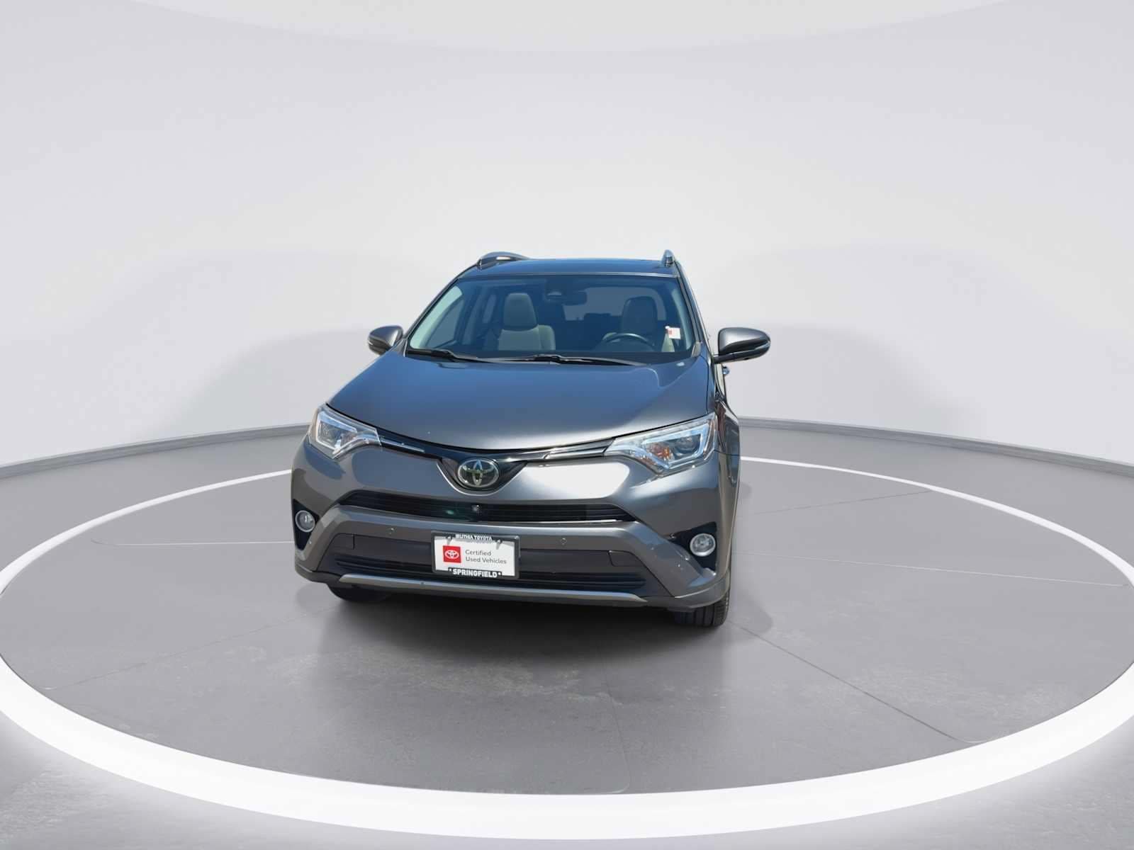 Thumbnail: 2018 Toyota RAV4 - 3