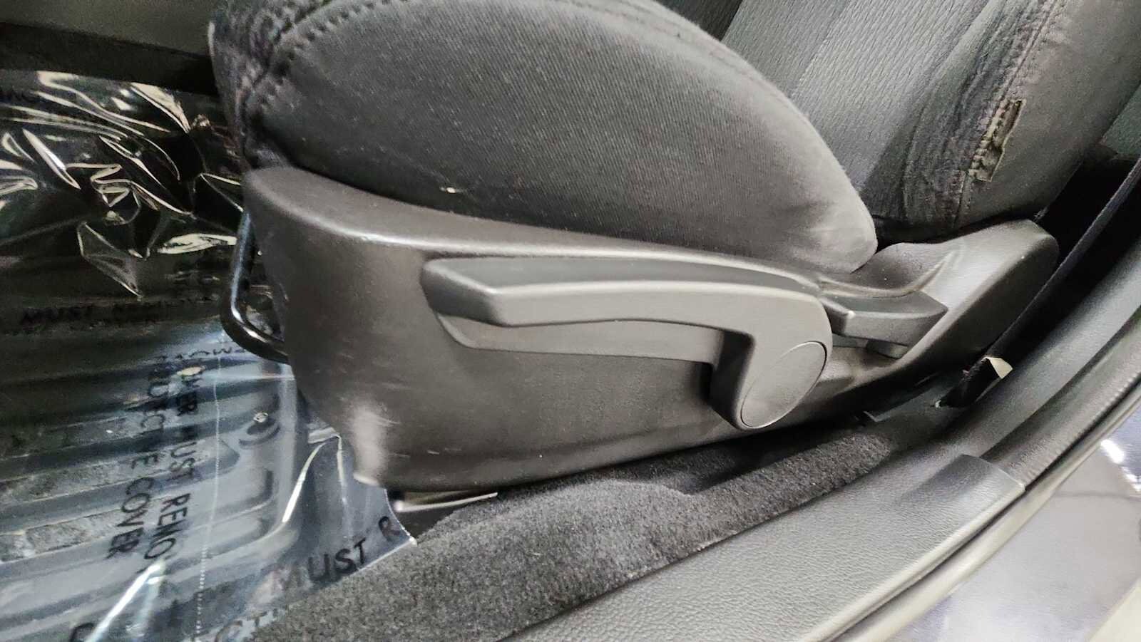 Thumbnail: 2011 Subaru Outback - 14