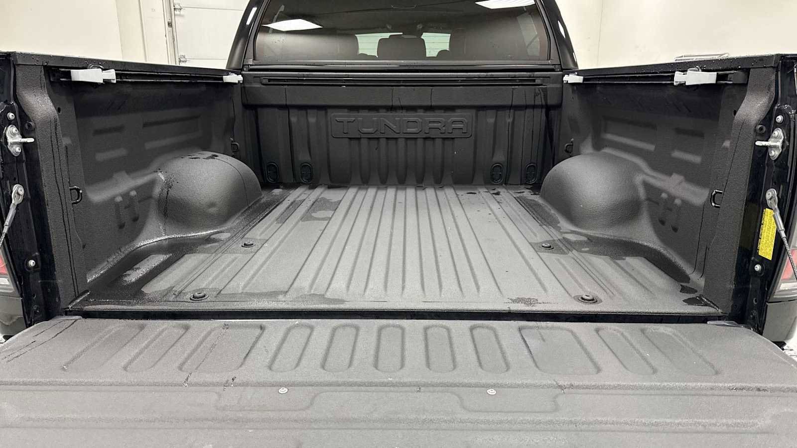 Thumbnail: 2021 Toyota Tundra - 29