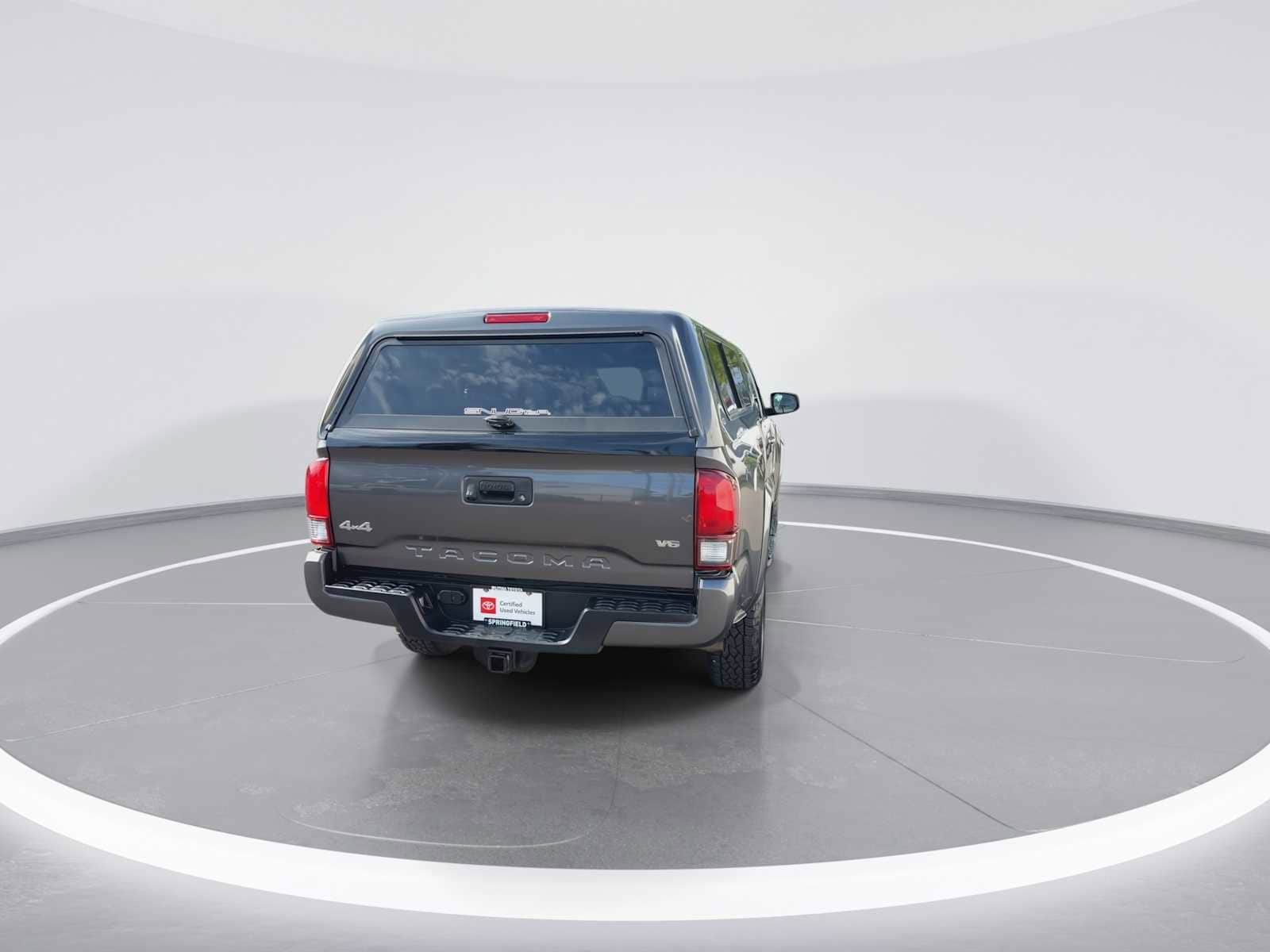 Thumbnail: 2022 Toyota Tacoma - 7