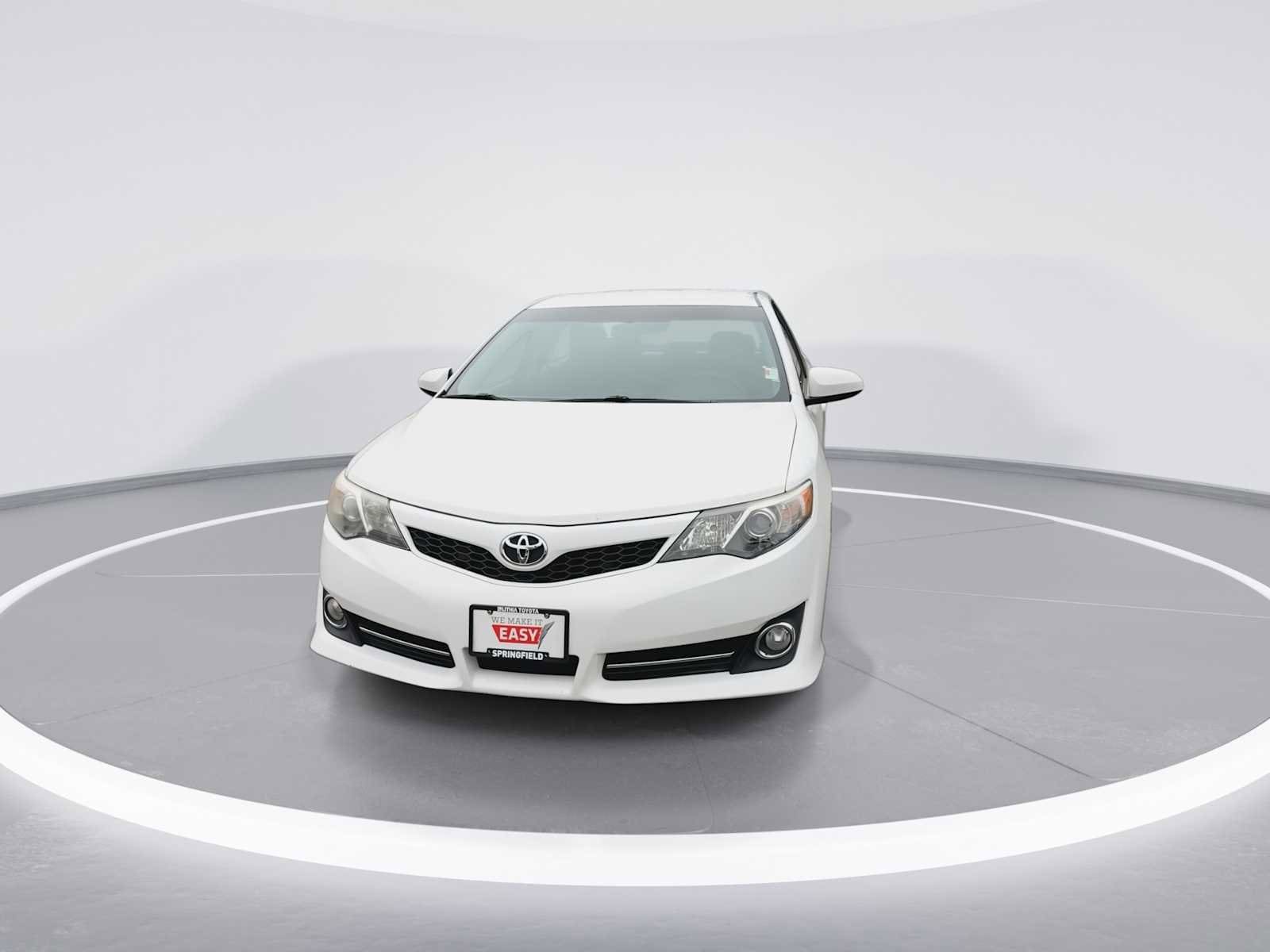 Thumbnail: 2012 Toyota Camry - 3