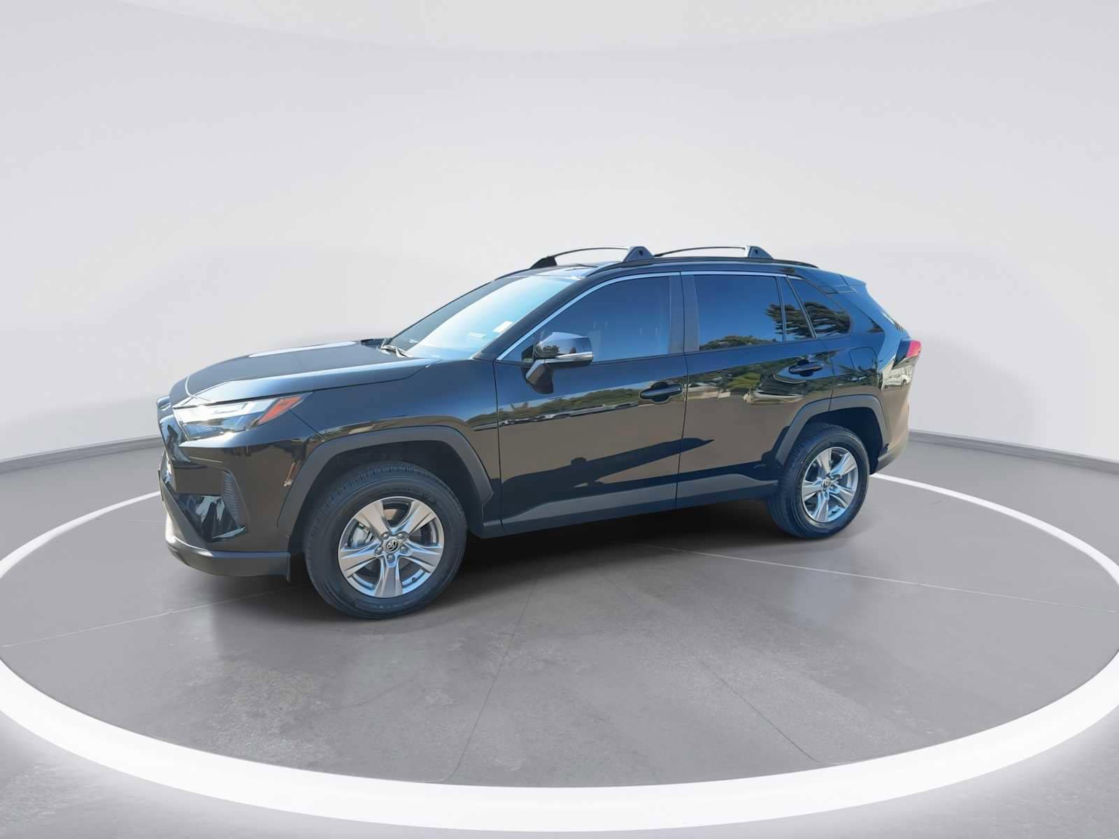 Thumbnail: 2025 Toyota RAV4 - 4