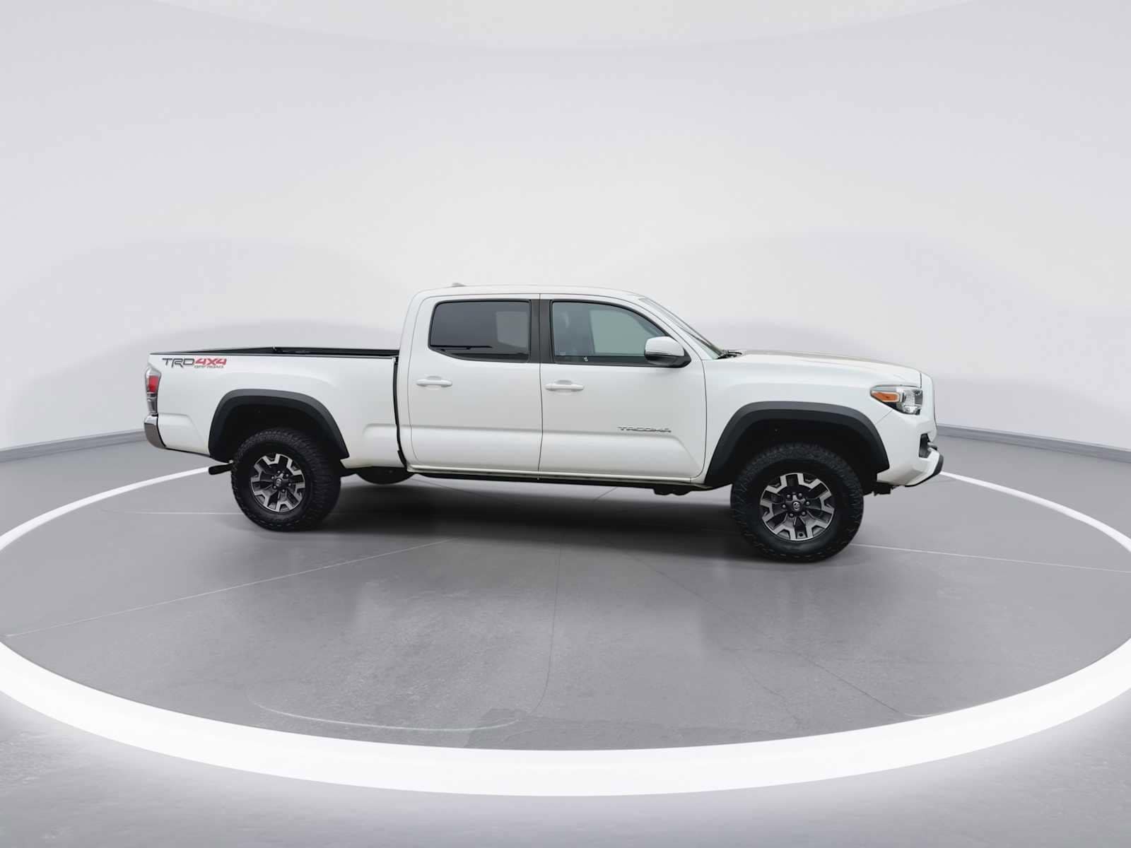 Thumbnail: 2021 Toyota Tacoma - 9