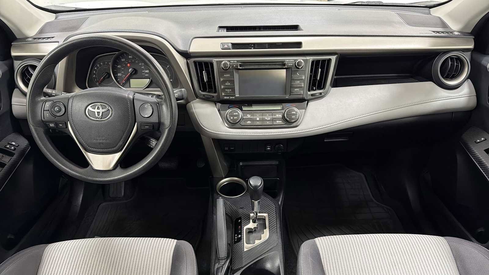 Thumbnail: 2013 Toyota RAV4 - 26