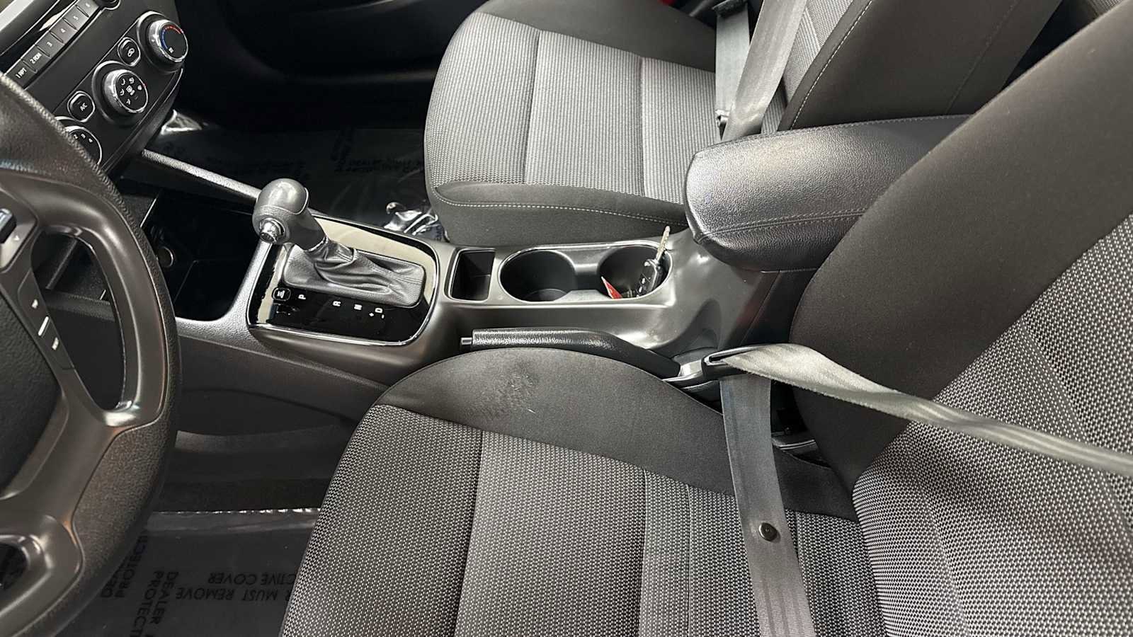 Thumbnail: 2017 Kia Forte - 23