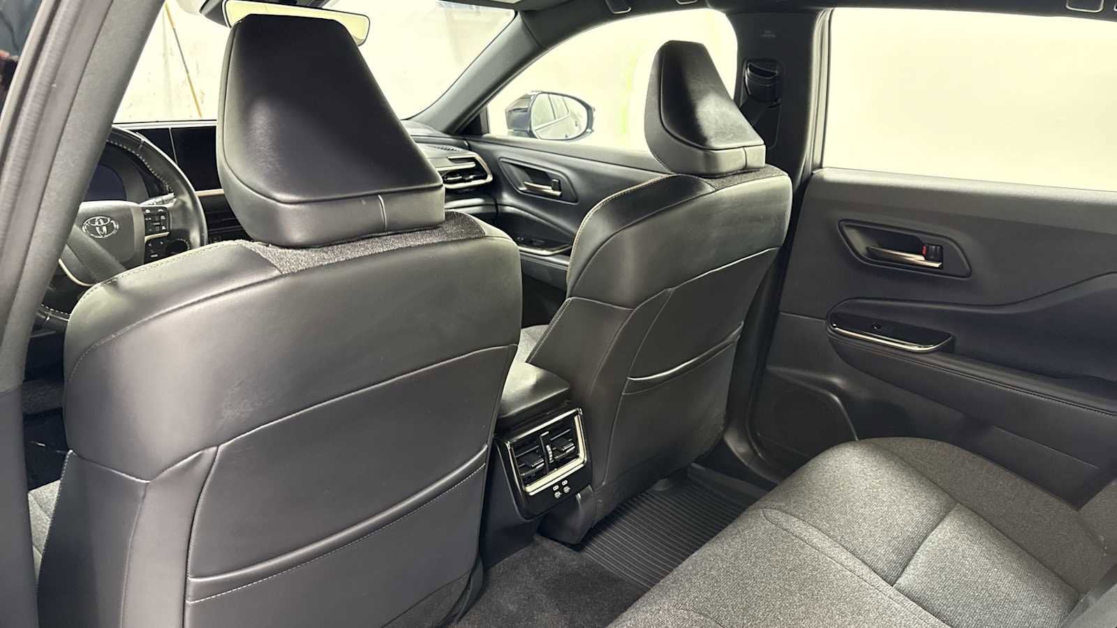 Thumbnail: 2024 Toyota Crown - 25