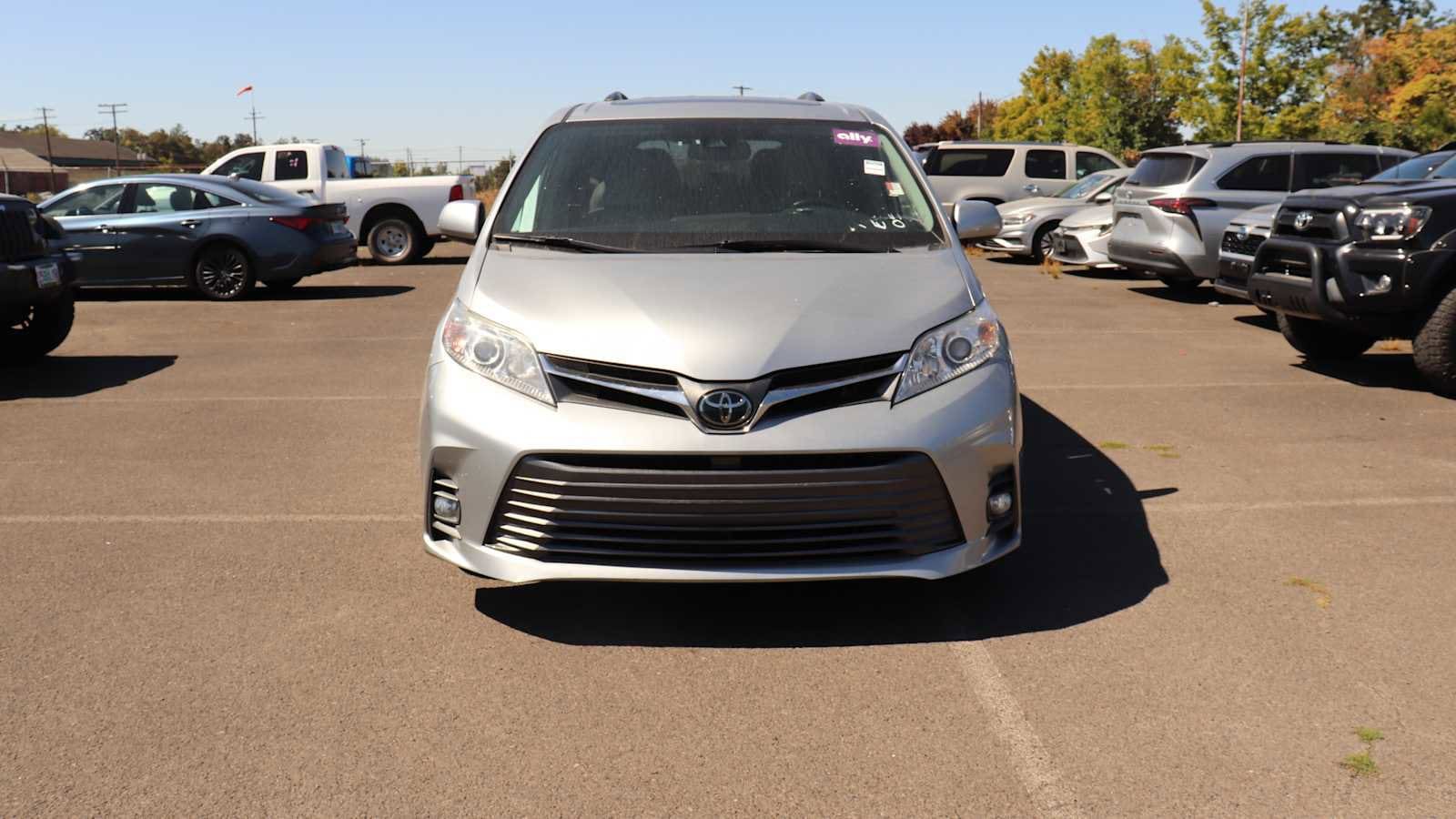 Certified 2020 Toyota Sienna XLE with VIN 5TDYZ3DC8LS056963 for sale in Springfield, OR