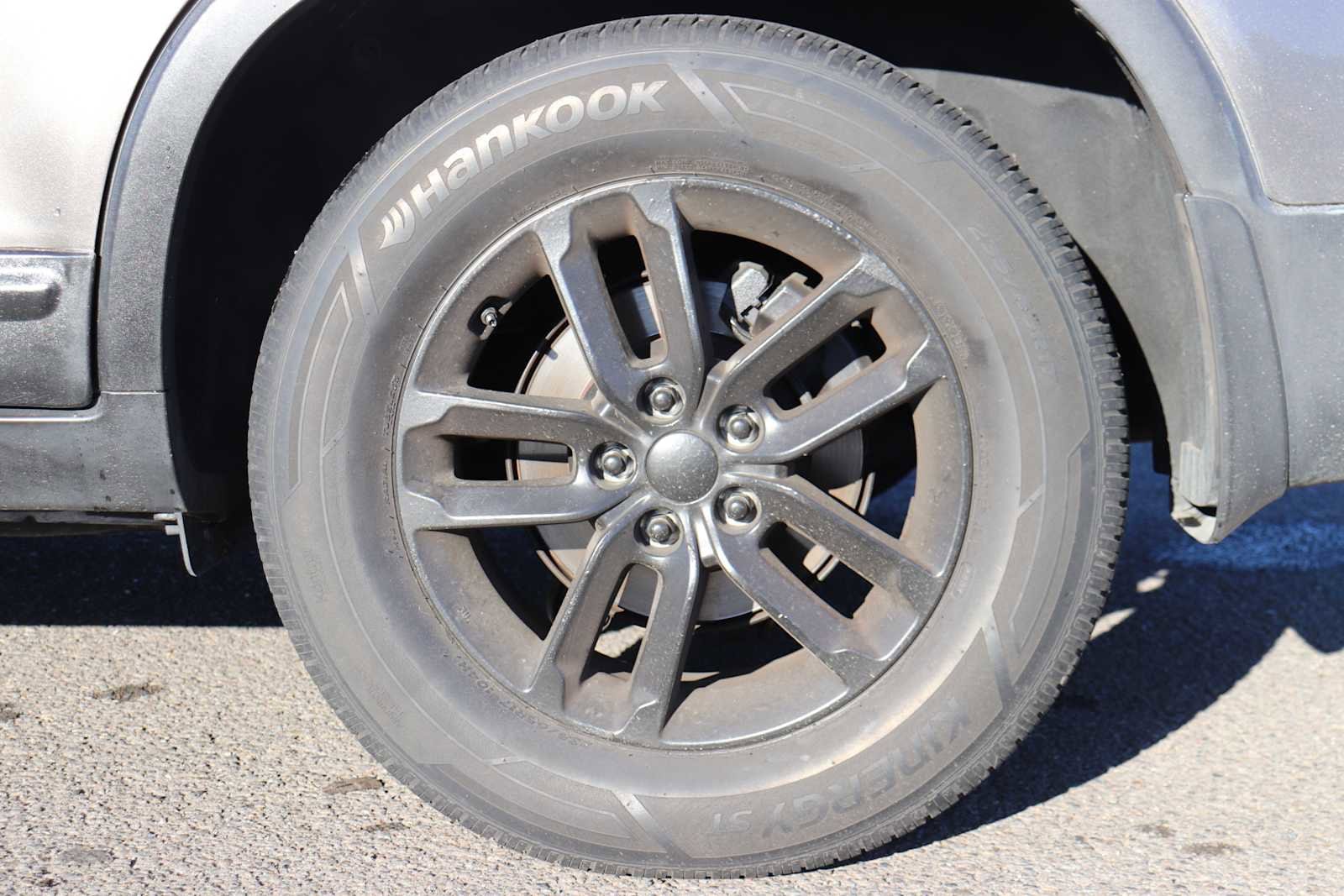 Thumbnail: 2015 Kia Sorento - 9