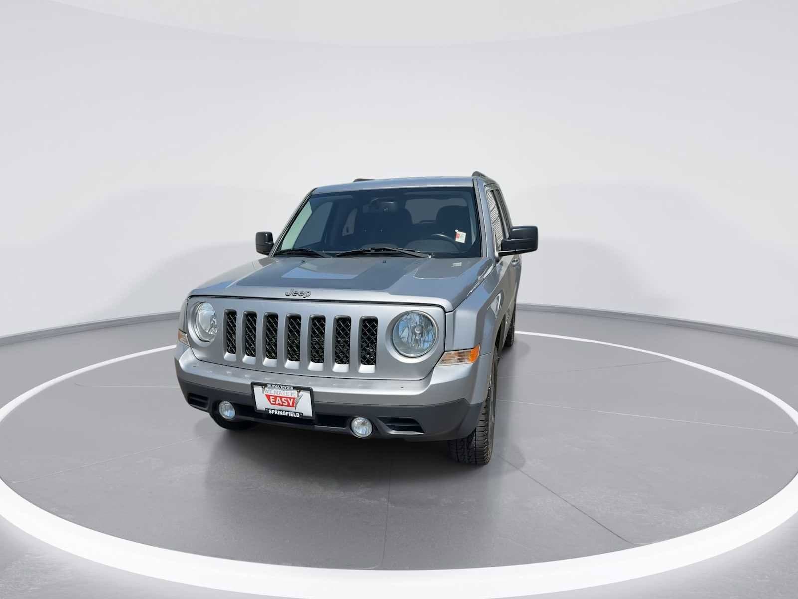 Thumbnail: 2016 Jeep Patriot - 3