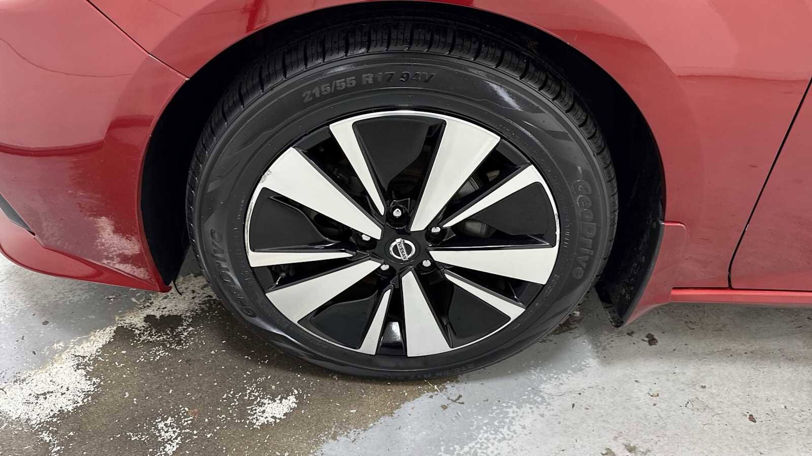 Thumbnail: 2020 Nissan Altima - 10