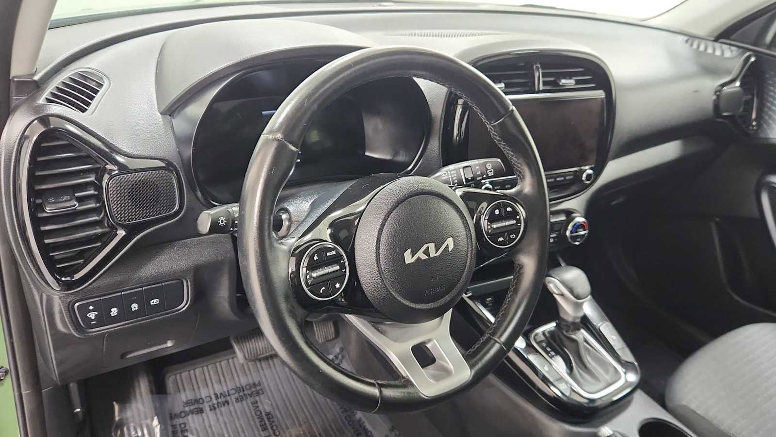 Thumbnail: 2023 Kia Soul - 12