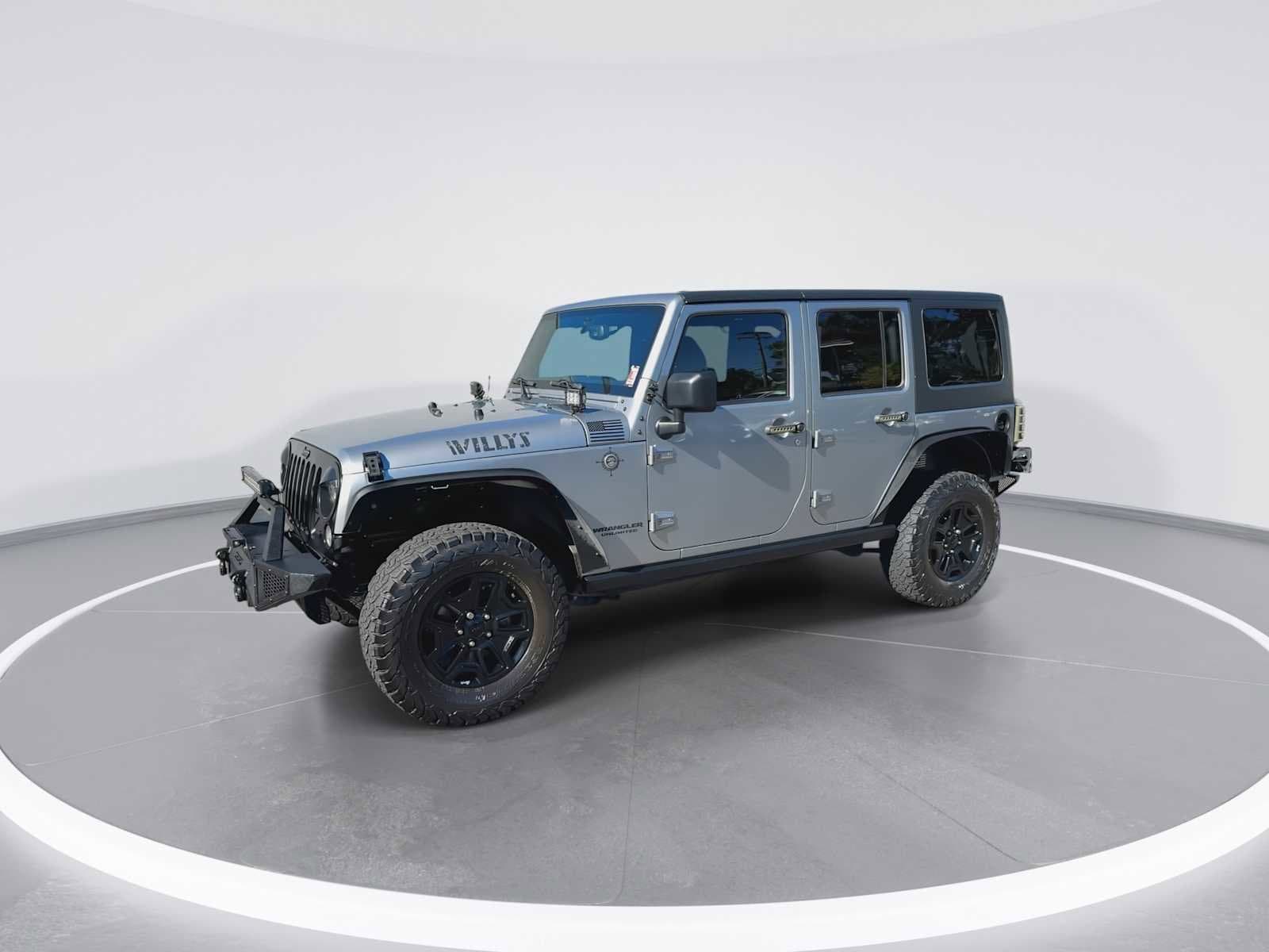 Thumbnail: 2017 Jeep Wrangler - 4