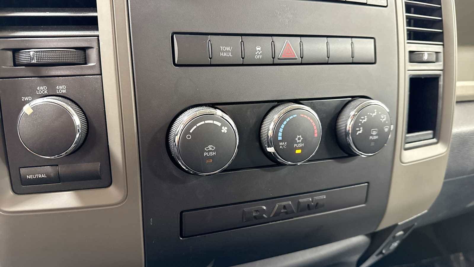 2010 Dodge Ram 1500 ST 19