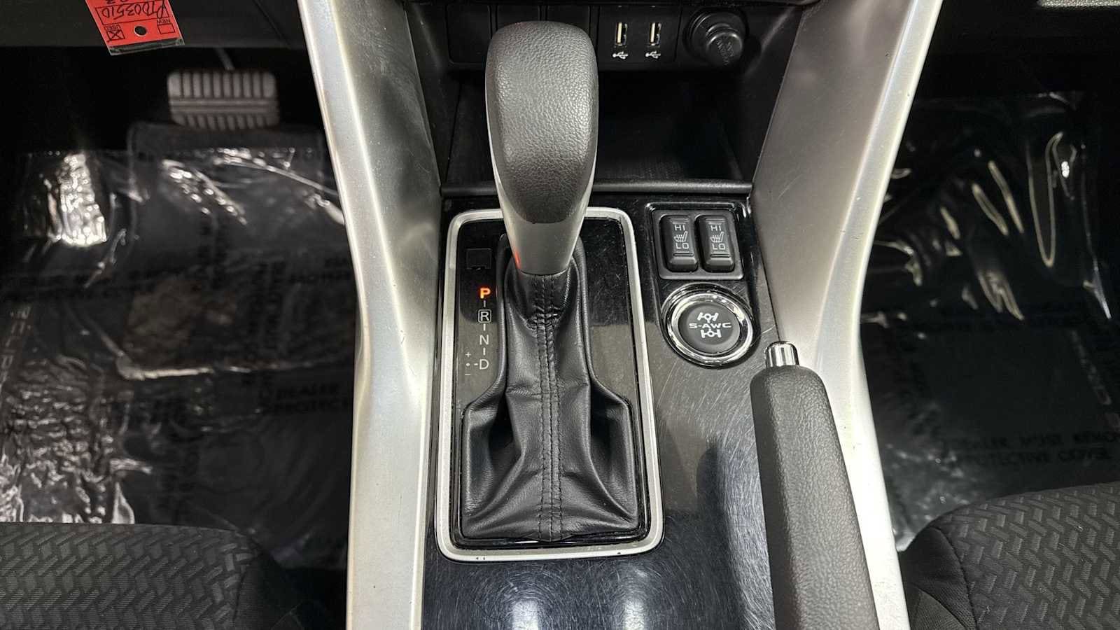 Thumbnail: 2023 Mitsubishi Eclipse Cross - 21