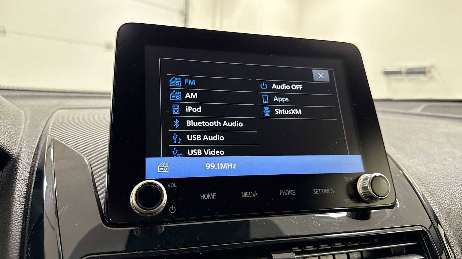 Thumbnail: 2023 Mitsubishi Eclipse Cross - 18