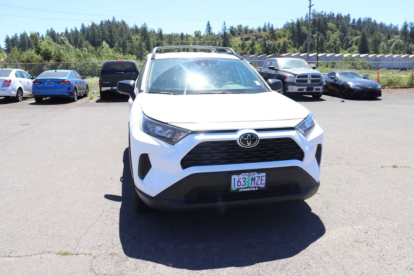 Thumbnail: 2021 Toyota RAV4 - 3