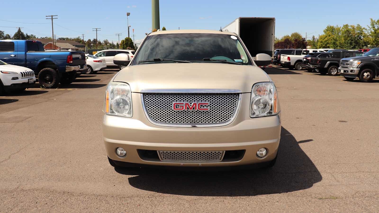 Used 2013 GMC Yukon XL Denali with VIN 1GKS2MEF8DR281820 for sale in Springfield, OR