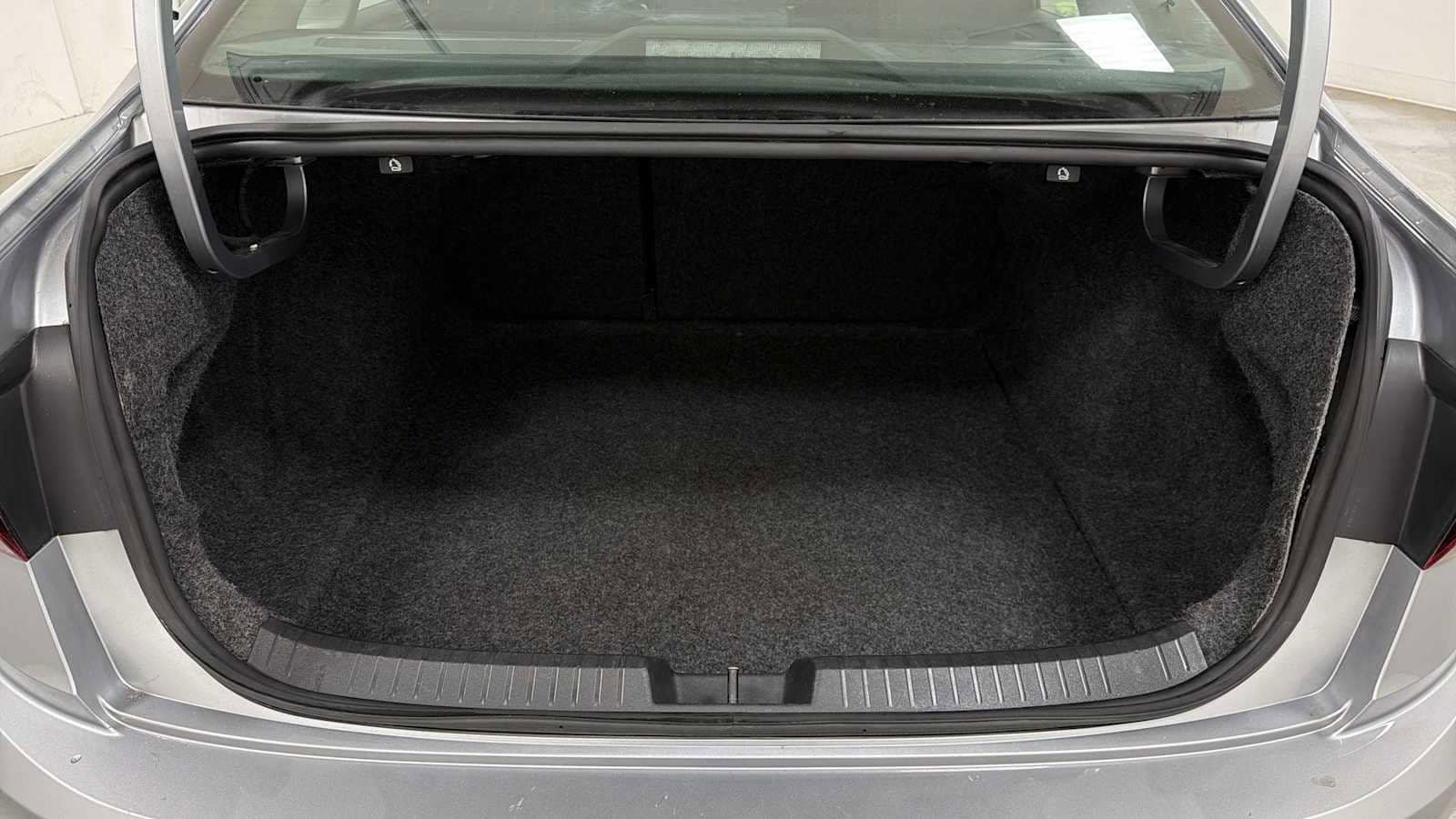 Thumbnail: 2021 Volkswagen Jetta - 25