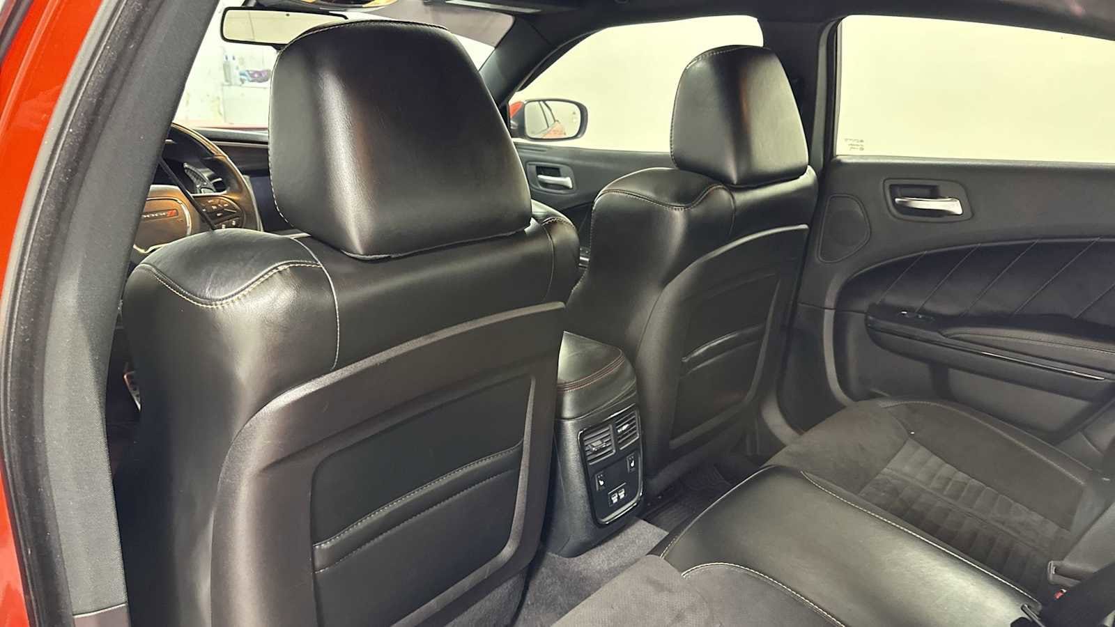 Thumbnail: 2018 Dodge Charger - 26