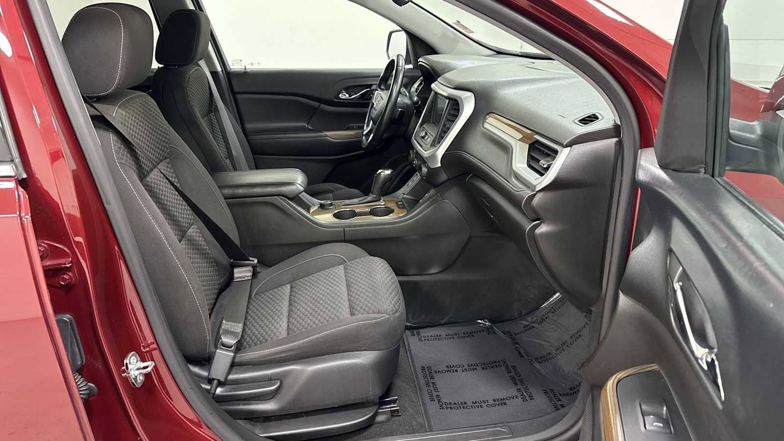 Thumbnail: 2017 GMC Acadia - 28