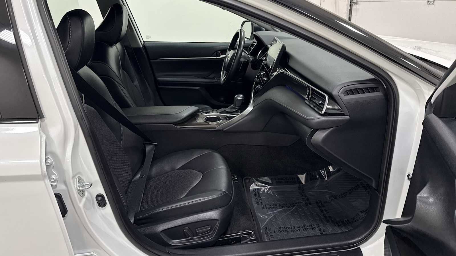 Thumbnail: 2023 Toyota Camry - 29