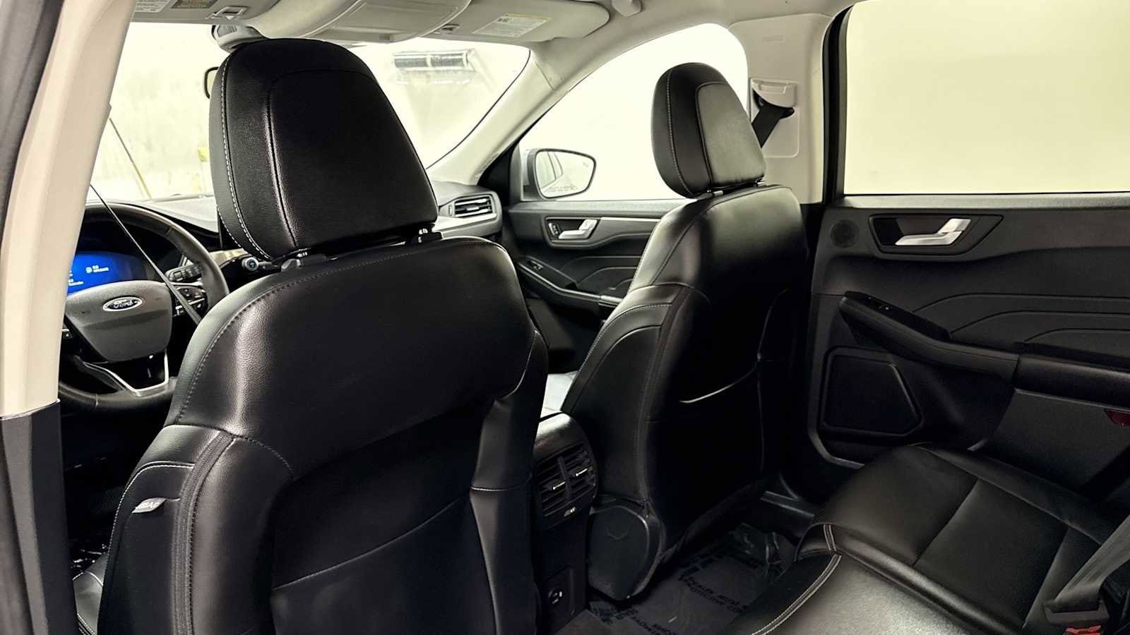 Thumbnail: 2021 Ford Escape - 25