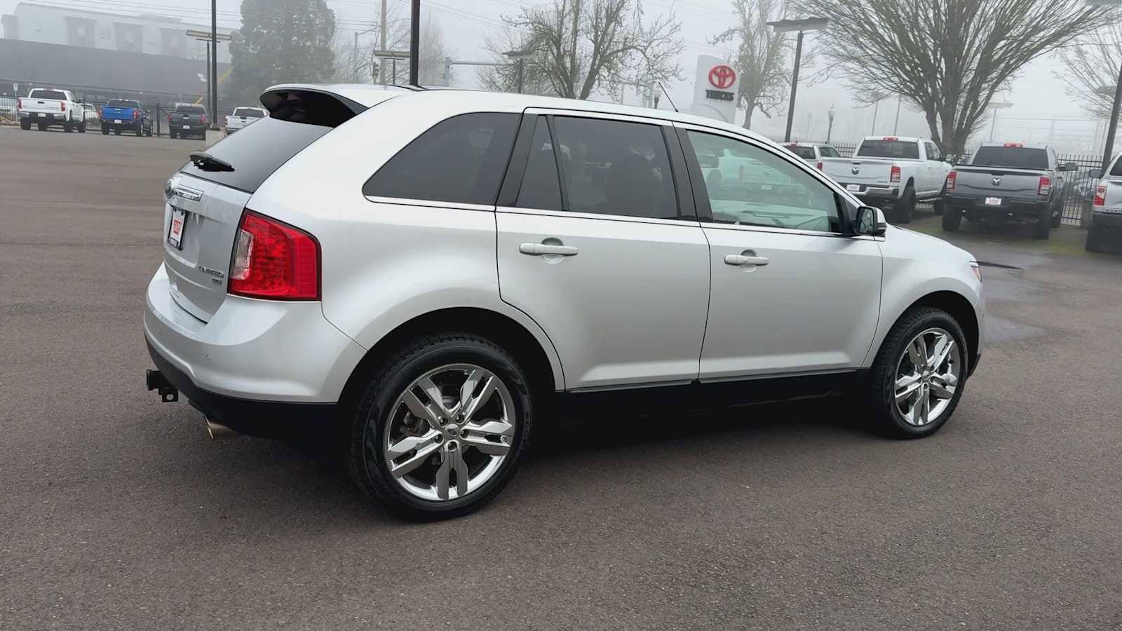 Thumbnail: 2013 Ford Edge - 8