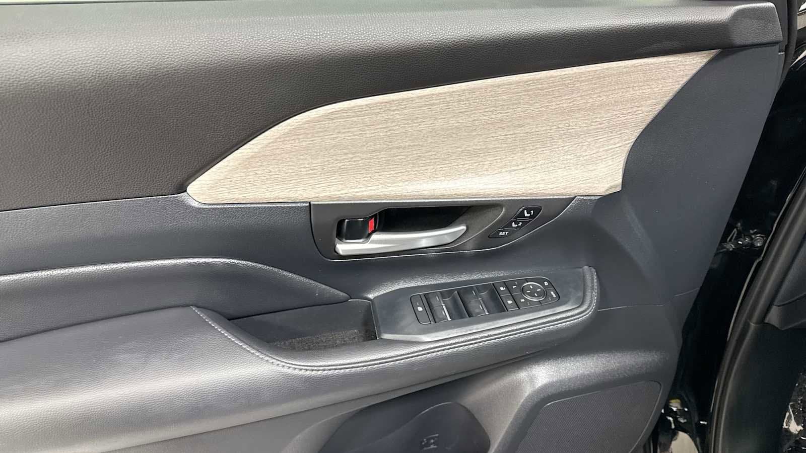 2024 Toyota Grand Highlander Limited 15