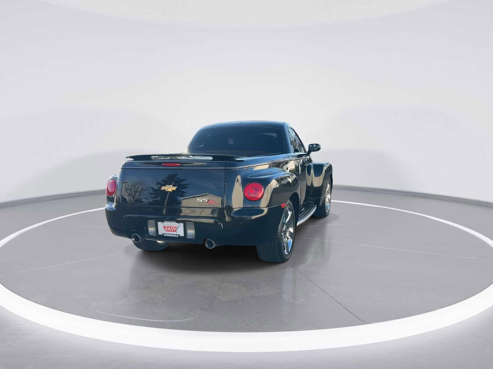 Thumbnail: 2004 Chevrolet SSR - 7