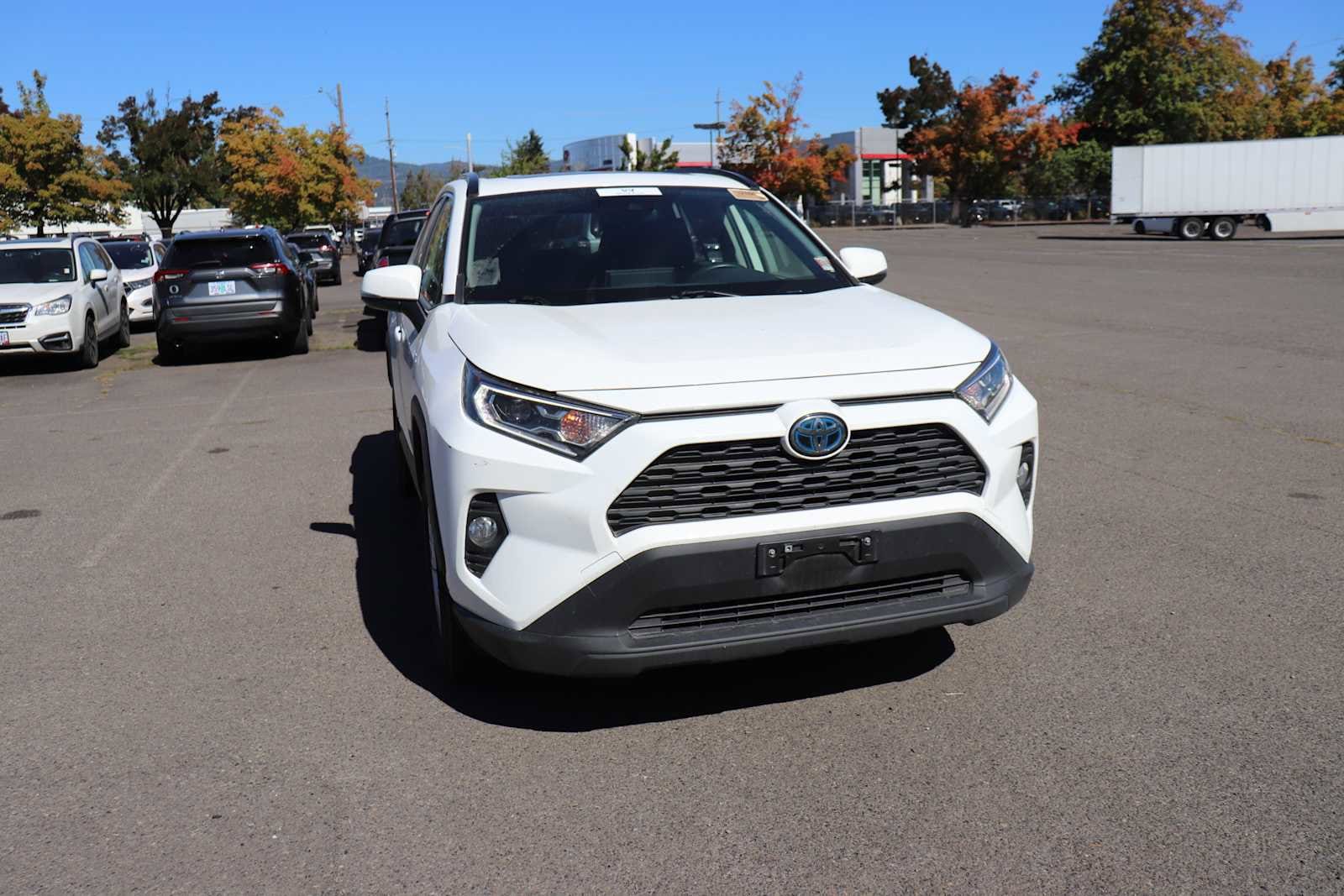 Thumbnail: 2020 Toyota RAV4 - 3