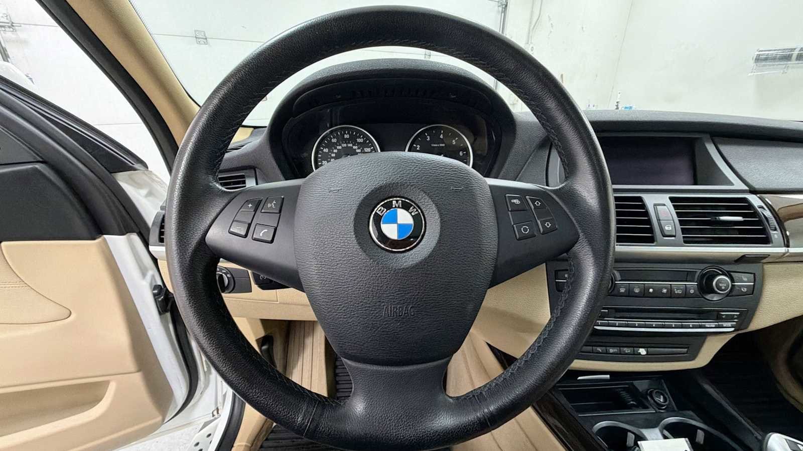 Thumbnail: 2013 BMW X5 - 17