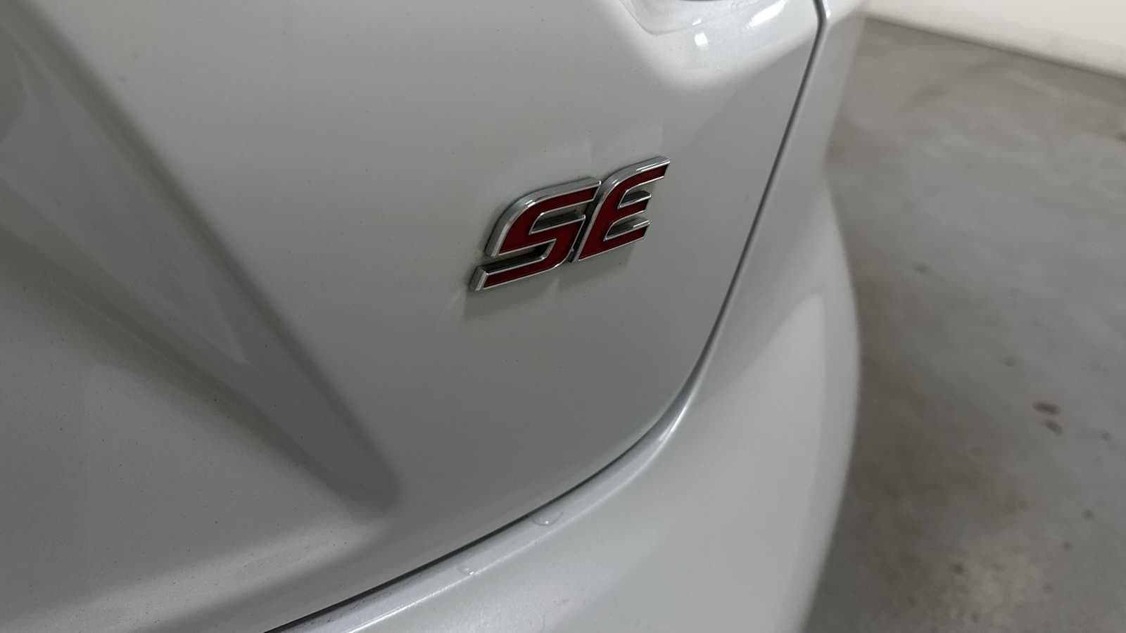 Thumbnail: 2022 Toyota Corolla - 28