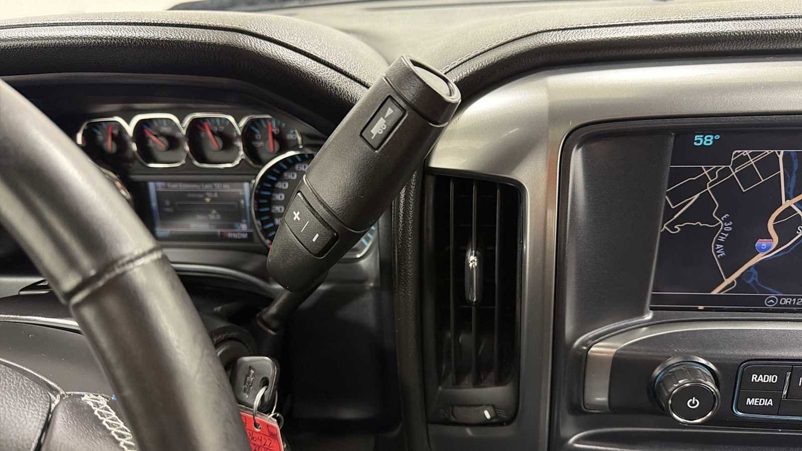 Thumbnail: 2016 Chevrolet Silverado 1500 - 22