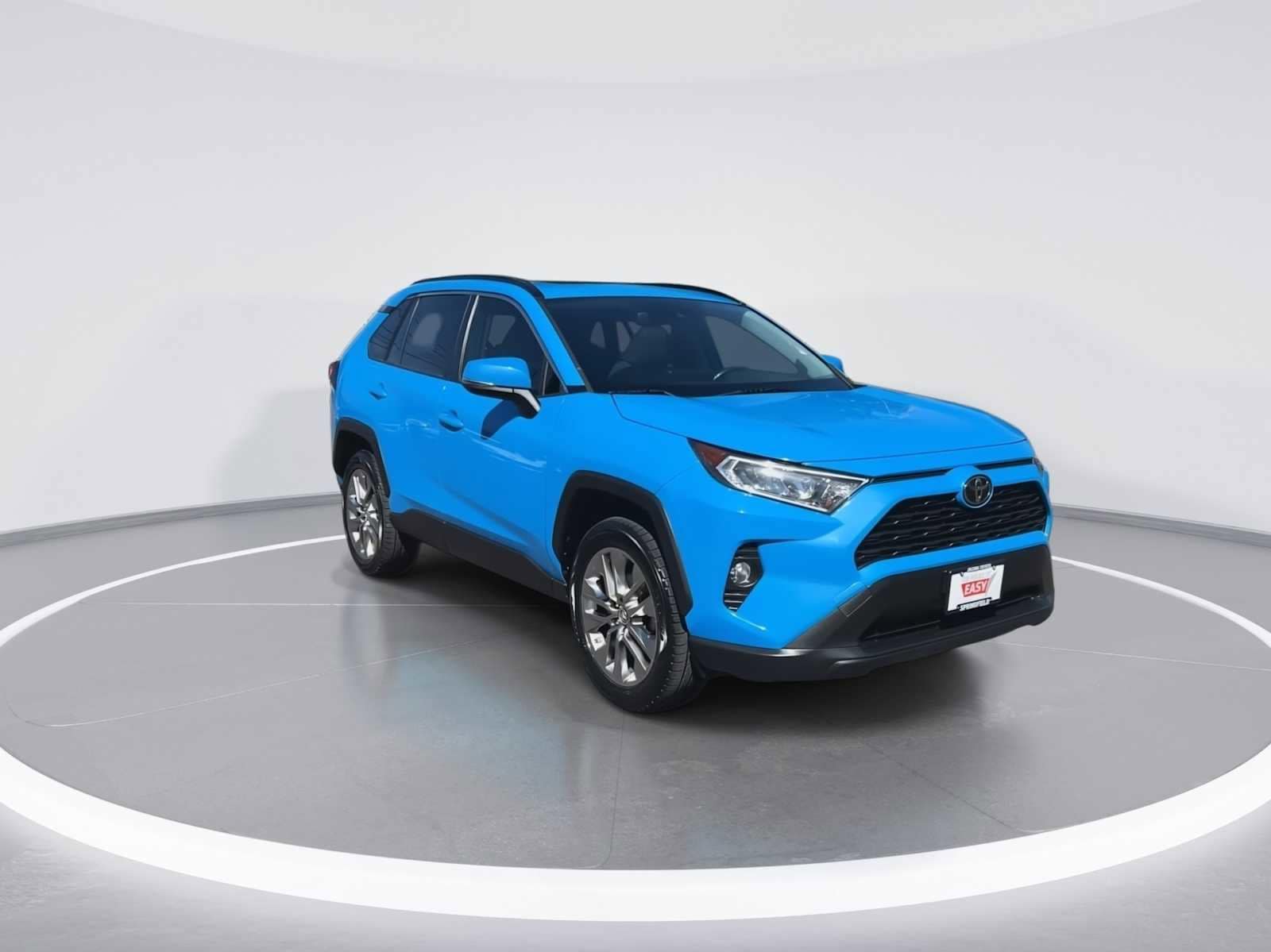 Used 2019 Toyota RAV4 XLE Premium with VIN JTMA1RFV8KJ009809 for sale in Springfield, OR