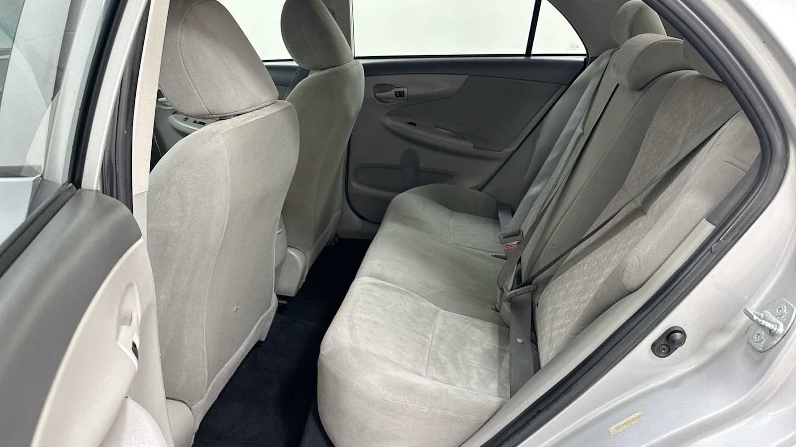 Thumbnail: 2009 Toyota Corolla - 22