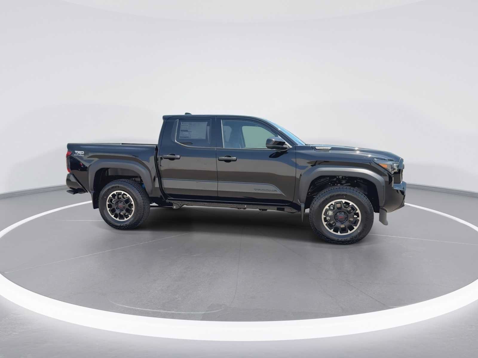 2026 Toyota Tacoma TRD Off Road - Photo 9