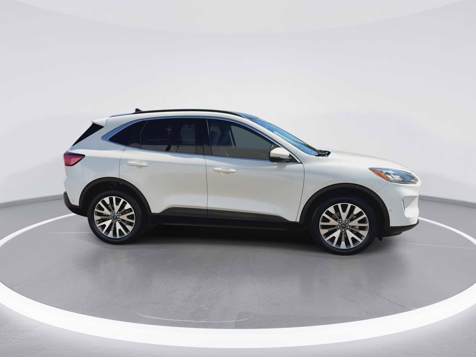 Thumbnail: 2020 Ford Escape - 9