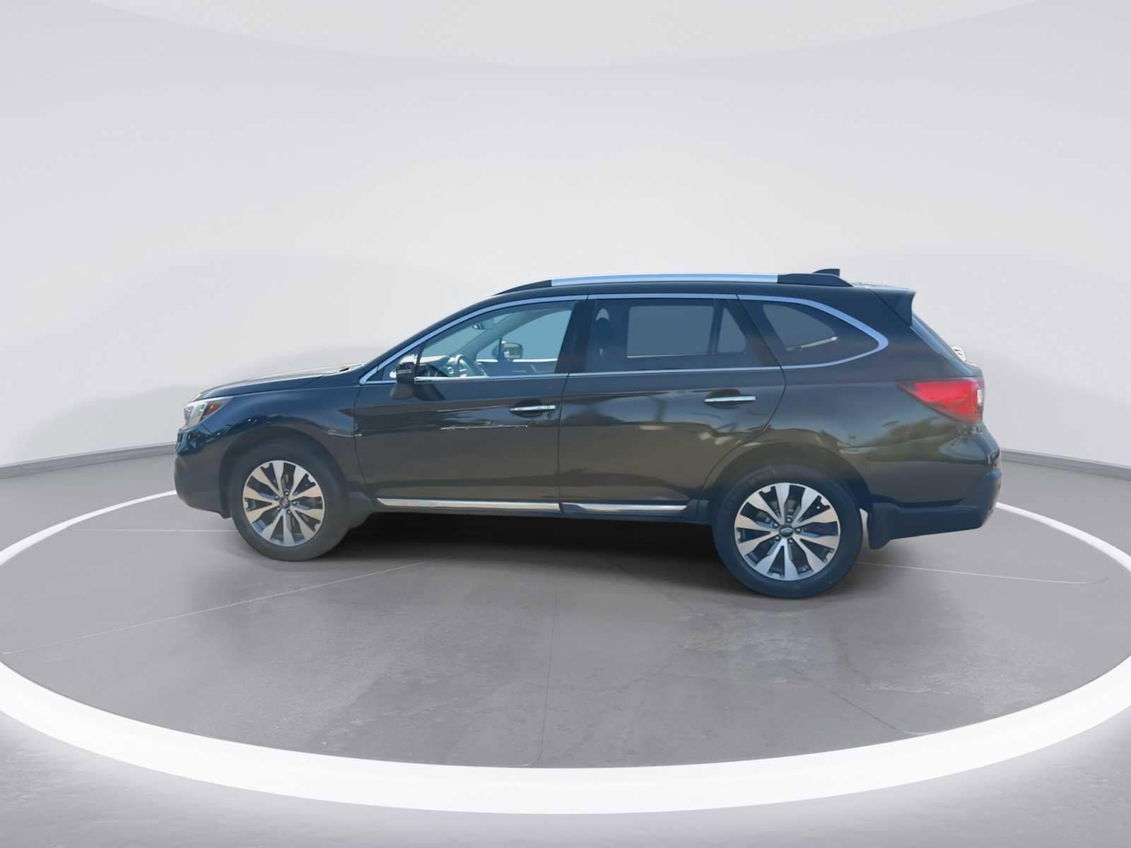 Thumbnail: 2019 Subaru Outback - 5