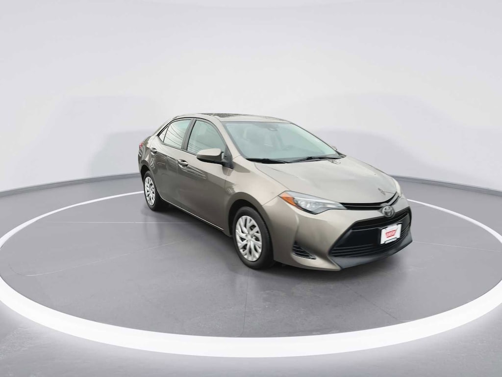 Used 2017 Toyota Corolla LE Sedan