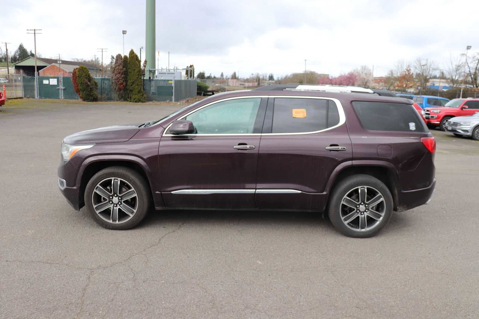 Thumbnail: 2017 GMC Acadia - 8