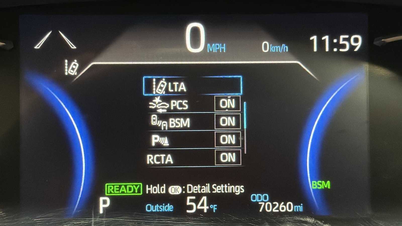 Thumbnail: 2019 Toyota RAV4 - 17