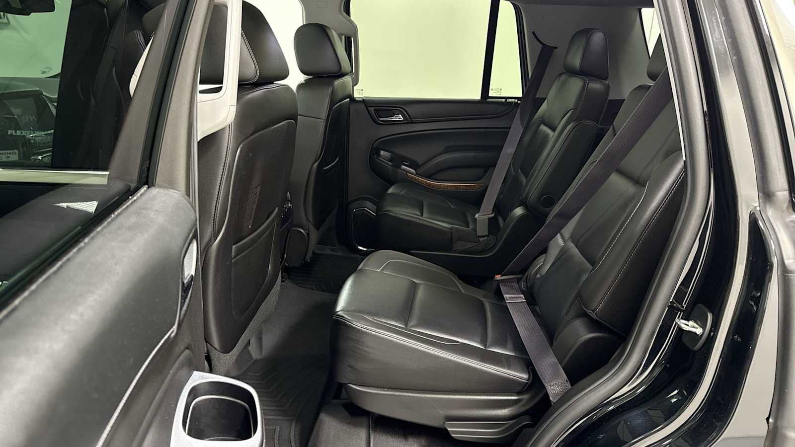 Thumbnail: 2015 Chevrolet Tahoe - 25