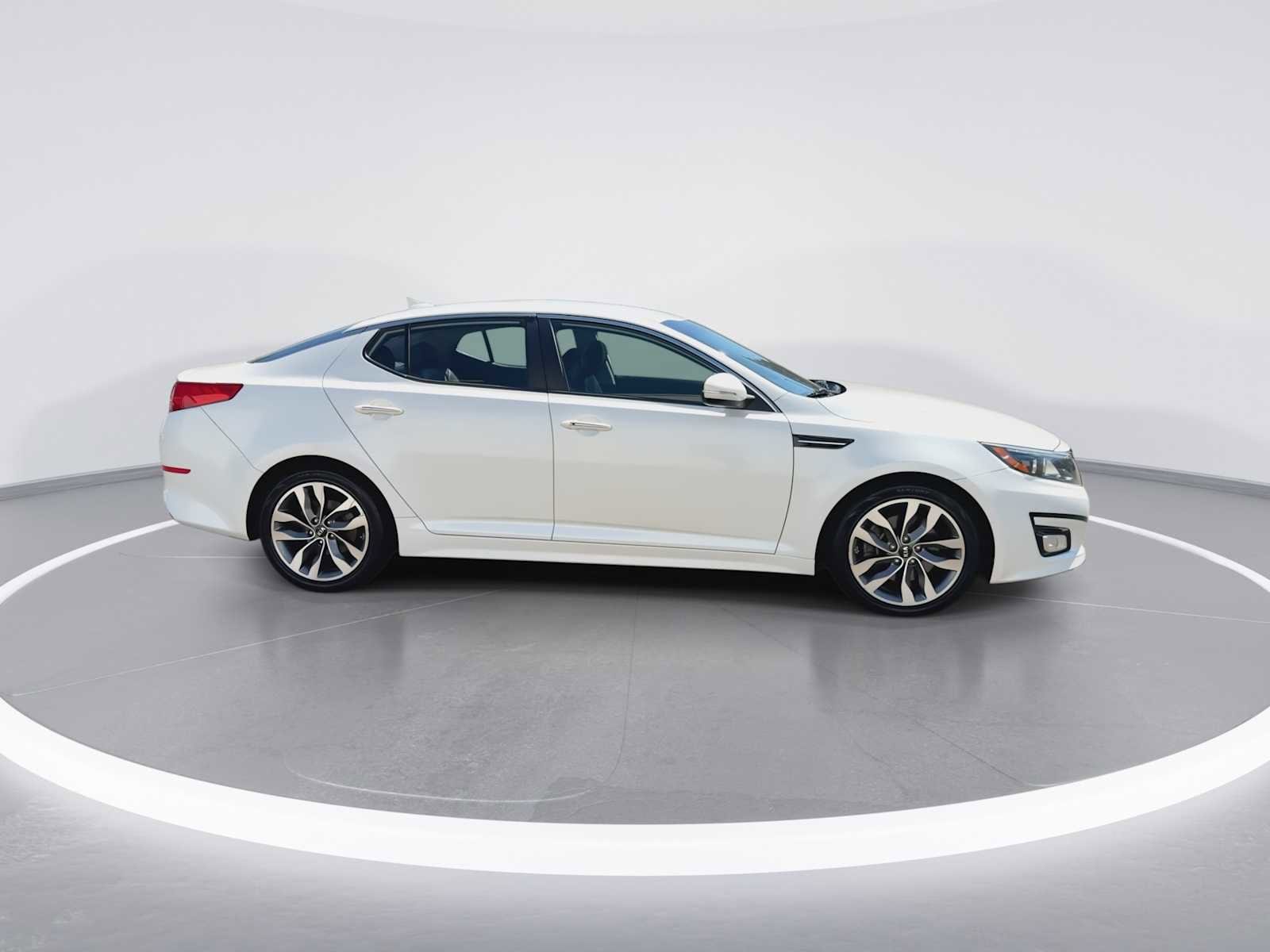 Thumbnail: 2014 Kia Optima - 8