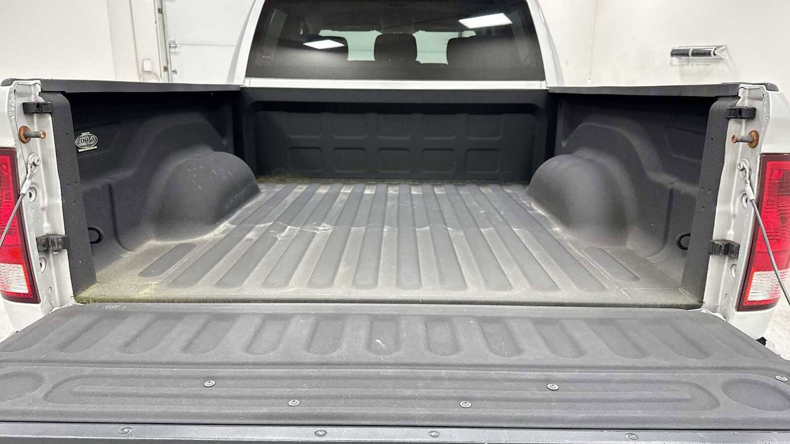 2010 Dodge Ram 1500 ST 26