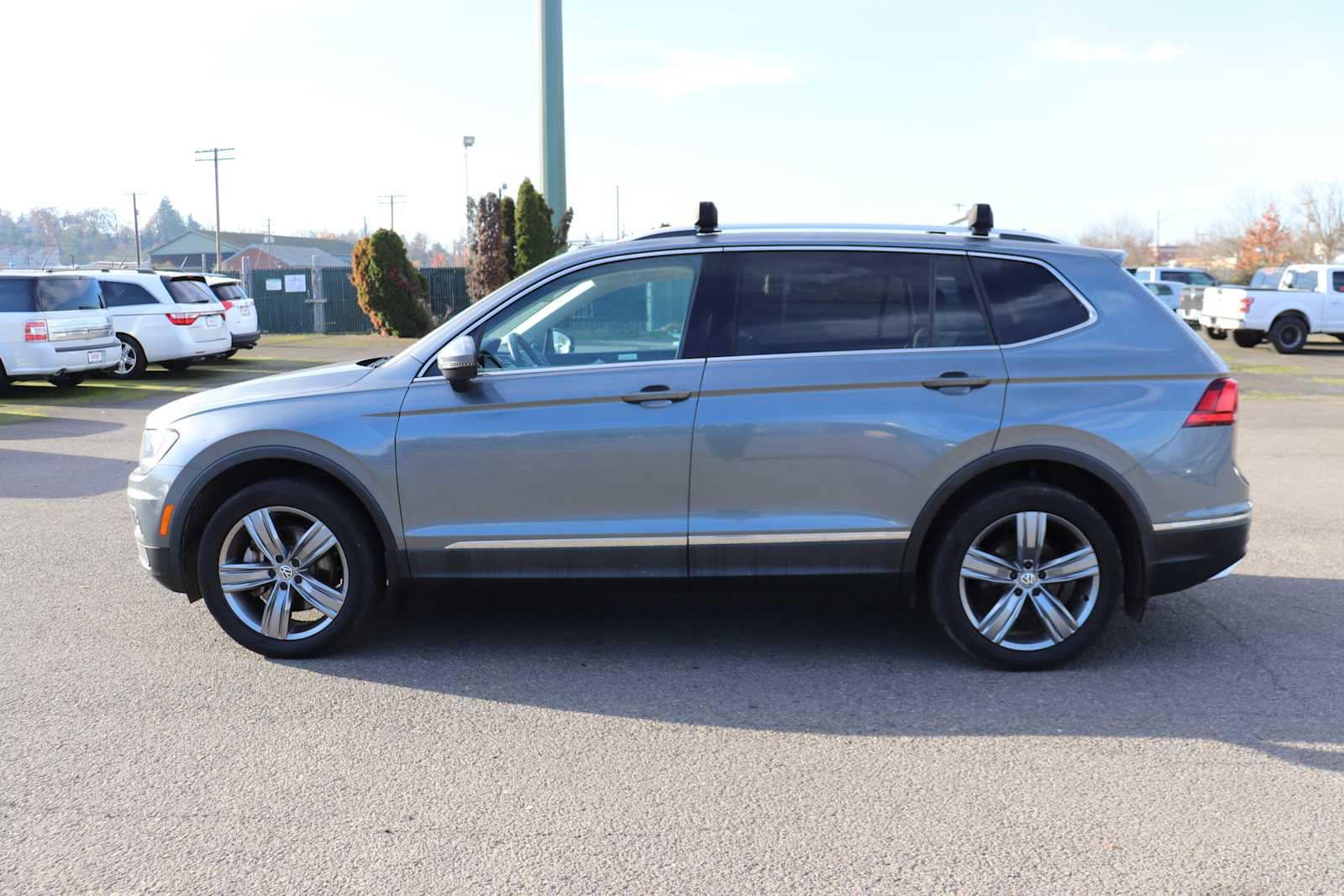 Thumbnail: 2021 Volkswagen Tiguan - 8